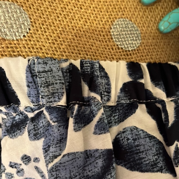 Loft outlet blue & white off the shoulder top size L - Picture 6 of 11